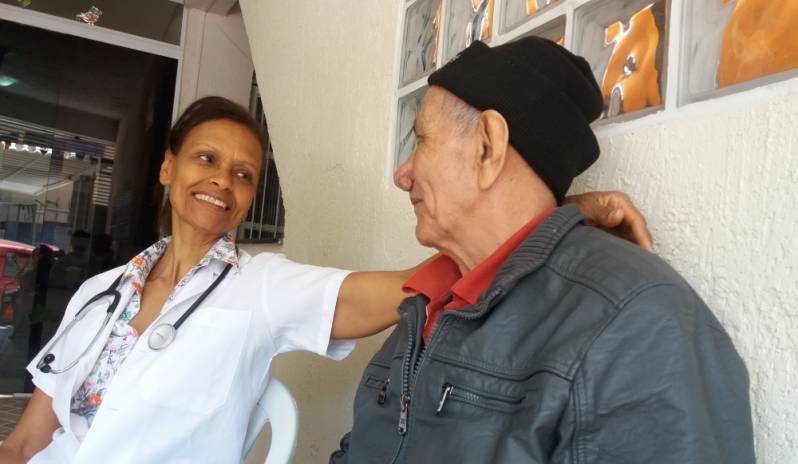 Clínica de Repouso para Senhores em Sp na Cidade Tiradentes - Clínica de Repouso com Médicos
